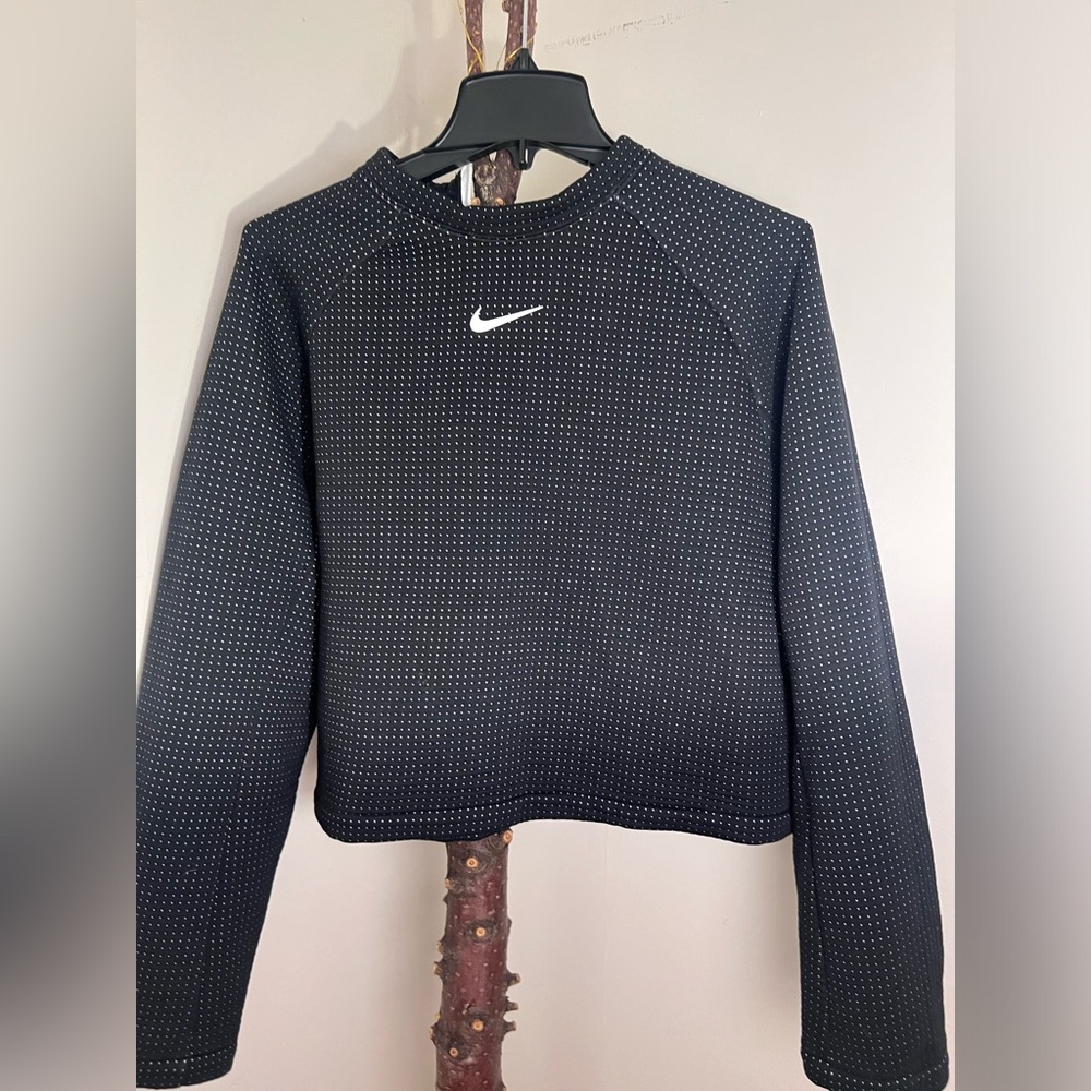 WOMEN'S NIKE HALF-ZIP CROP
SWEATSHIRT